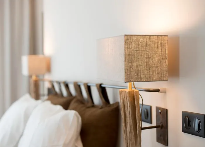 Villa Captivating 5br Pool Close Navarino Golf